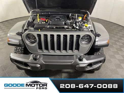 Used 2023 Jeep Wrangler Unlimited Rubicon 4xe AWD/4WD image 18