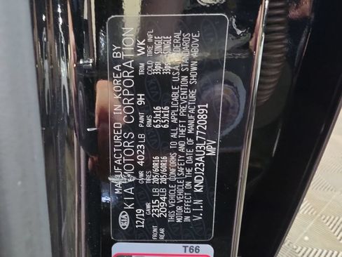 Used 2020 Kia Soul S FWD image 25