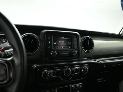 Used 2021 Jeep Wrangler Unlimited Sport AWD/4WD image 15