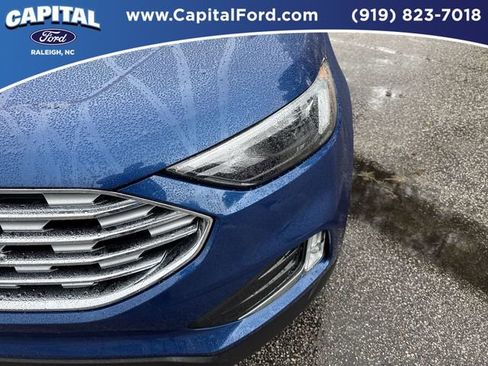Certified 2022 Ford Edge SEL w/ Convenience Package image 11