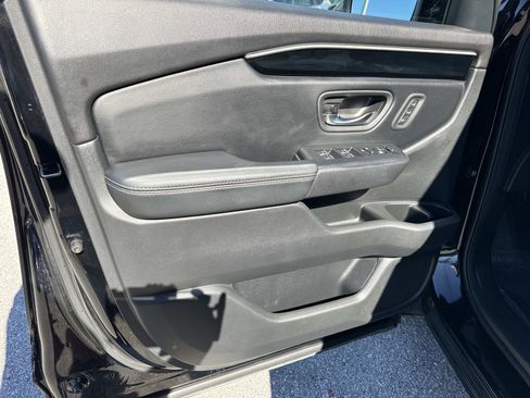 Certified 2024 Honda Pilot EX-L image 16