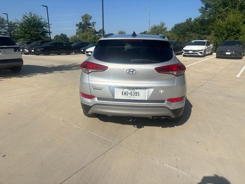 Used 2018 Hyundai Tucson Value w/ Cargo Package FWD image 8