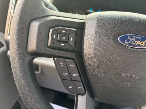 Used 2016 Ford F150 XLT image 25
