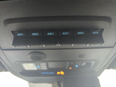 Used 2022 Ford Bronco Wildtrak image 24