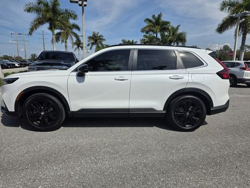 Used 2025 Honda CR-V Sport Touring image 3