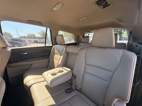 Used 2018 Honda Pilot EX-L image 17
