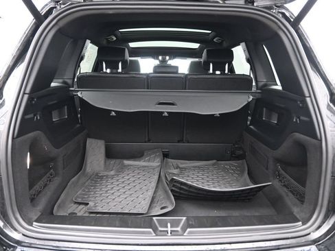 Used 2023 Mercedes-Benz GLB 250 4MATIC image 29