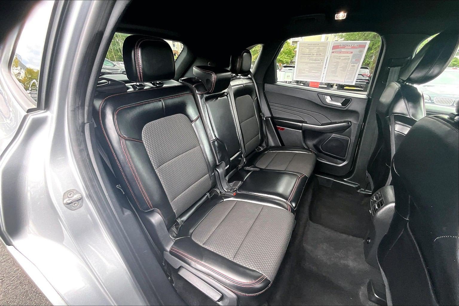 Used 2024 Ford Escape ST-Line AWD/4WD image 24