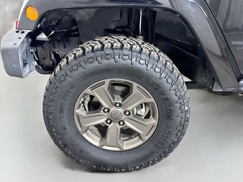 Used 2018 Jeep Wrangler Unlimited Sport image 28