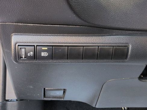 Certified 2023 Toyota Corolla LE image 25