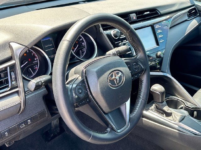Used 2020 Toyota Camry SE FWD image 13