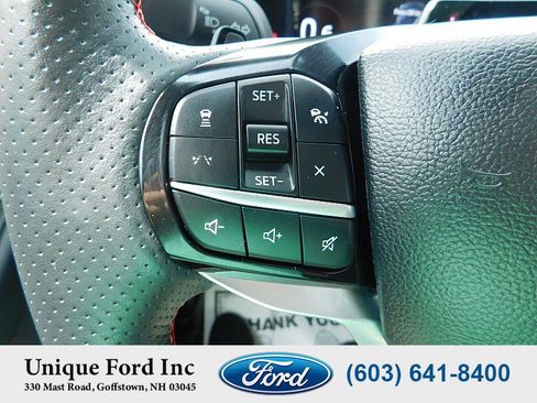 Used 2025 Ford Explorer ST AWD/4WD image 18