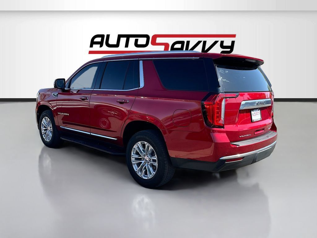Used 2024 GMC Yukon SLT w/ SLT Luxury Package AWD/4WD image 5