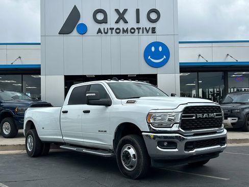 Used 2024 RAM 3500 Big Horn AWD/4WD image 1