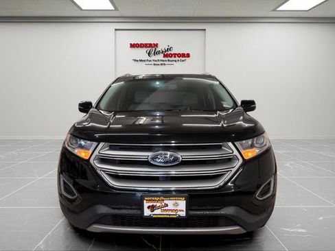 Used 2017 Ford Edge Titanium w/ Technology Package FWD image 2