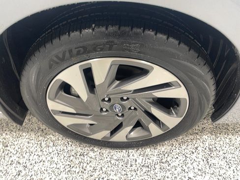 Used 2025 Subaru Legacy Touring XT AWD/4WD image 5