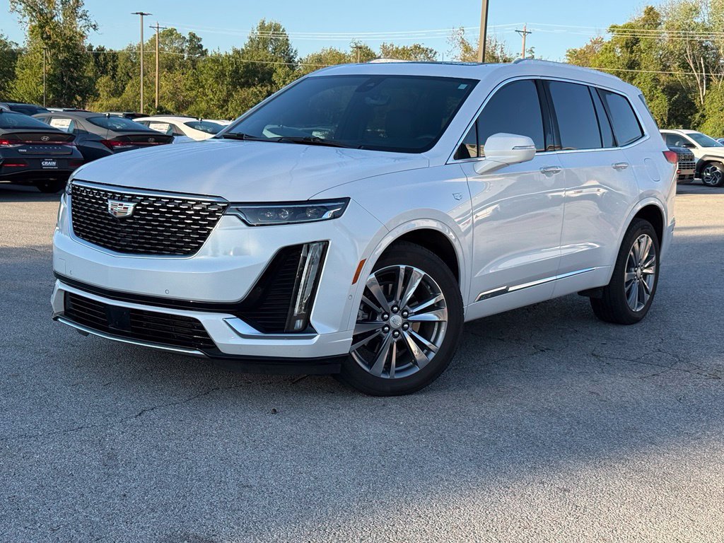Used 2024 Cadillac XT6 Premium Luxury w/ Platinum Package AWD/4WD image 3
