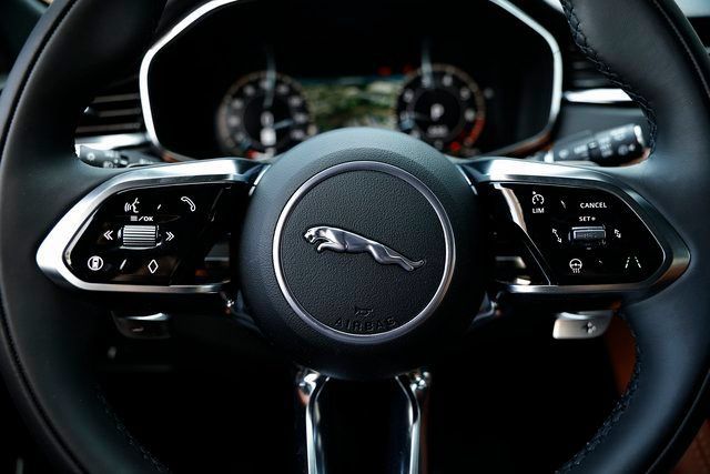 New 2026 Jaguar F-PACE R-Dynamic S AWD/4WD image 37