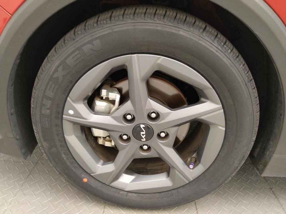 Used 2025 Kia K4 FWD image 31