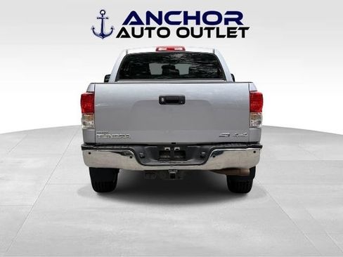 Used 2012 Toyota Tundra Limited w/ Platinum Pkg AWD/4WD image 7
