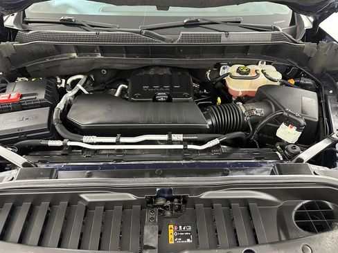 Used 2022 Chevrolet Silverado 1500 Custom image 32