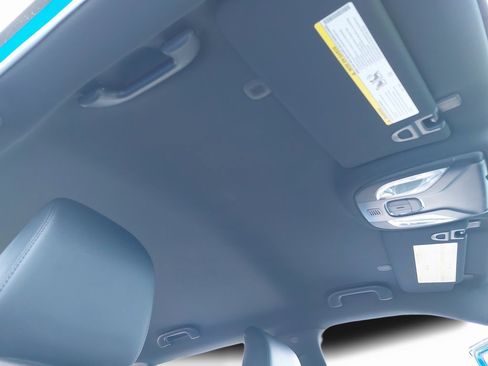 Used 2023 Jeep Compass Trailhawk w/ Trailer Tow Group image 11