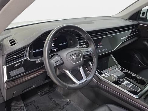Used 2023 Audi Q8 Premium Plus AWD/4WD image 16
