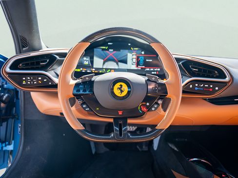 Used 2025 Ferrari 296 GTS RWD image 31