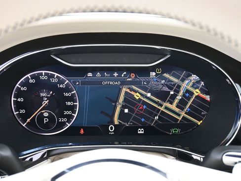 Used 2024 Bentley Continental GT image 23