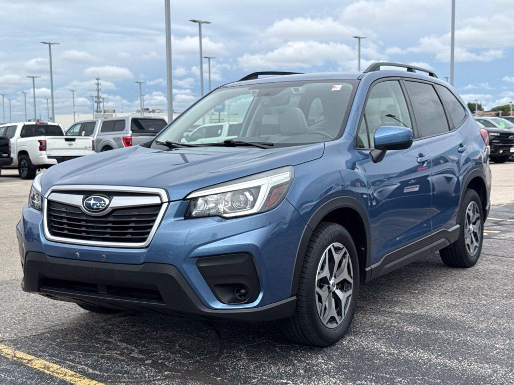 Used 2019 Subaru Forester Premium w/ Popular Package #1 AWD/4WD image 2