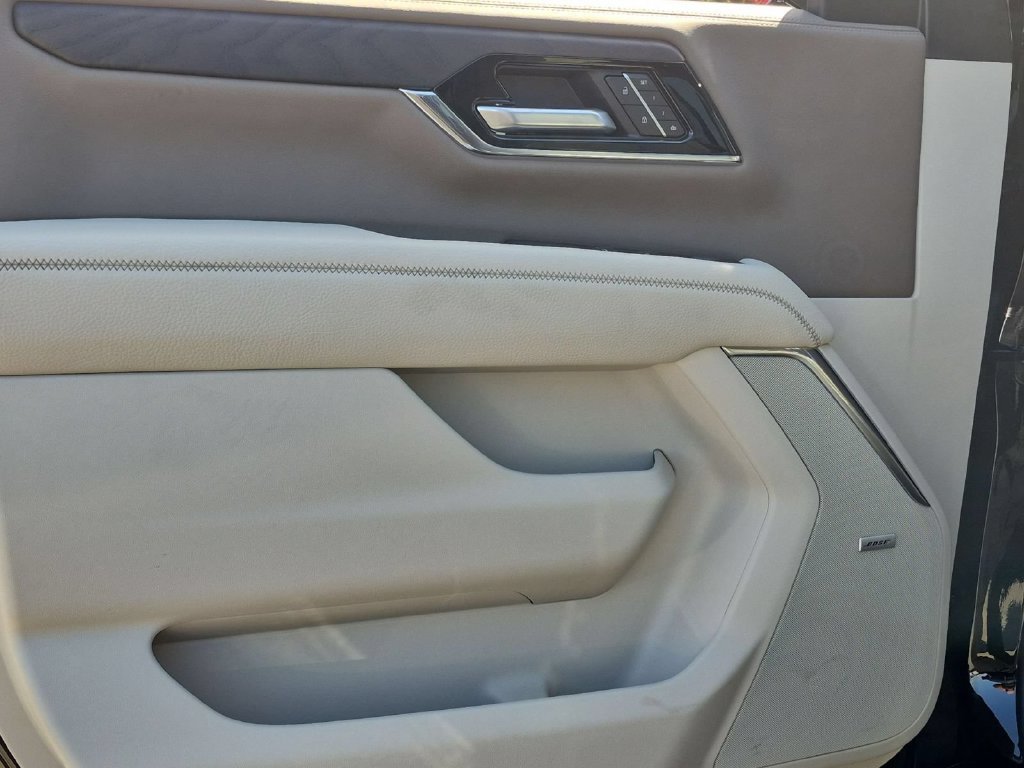 New 2027 GMC Yukon Denali w/ Denali Reserve Package AWD/4WD image 22