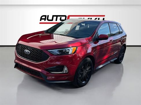 Used 2024 Ford Edge ST-Line image 3