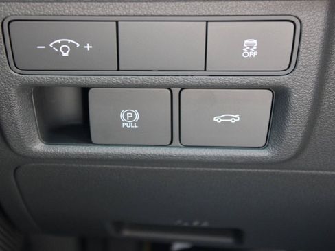 Used 2025 Hyundai Sonata SEL FWD image 16
