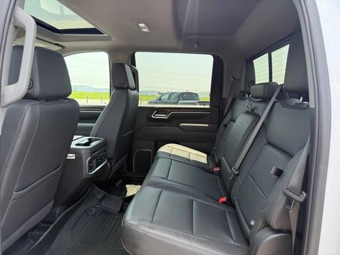 Used 2025 GMC Sierra 2500 SLT w/ SLT Convenience Package AWD/4WD image 10