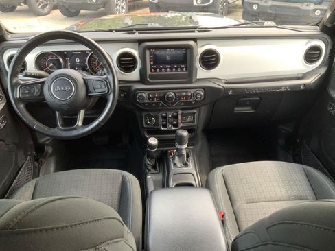 Used 2021 Jeep Wrangler Unlimited Sport AWD/4WD image 43