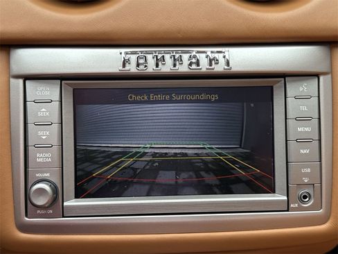 Used 2013 Ferrari California Base image 17