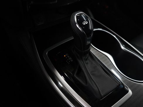 Used 2019 INFINITI QX60 Luxe w/ Essential Package image 21