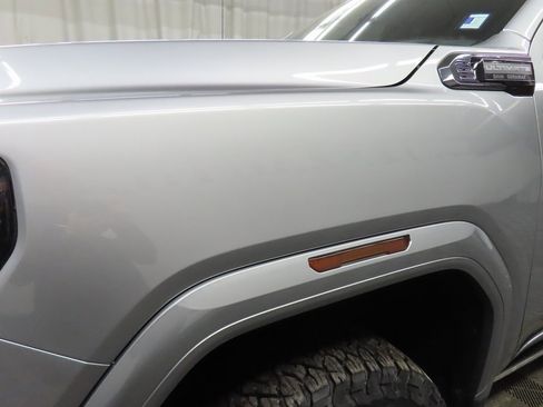 Used 2024 GMC Sierra 3500 Denali Ultimate image 57