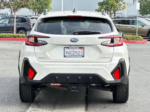 Certified 2024 Subaru Crosstrek 2.0i Premium w/ Crosstrek Mirror Package image 5