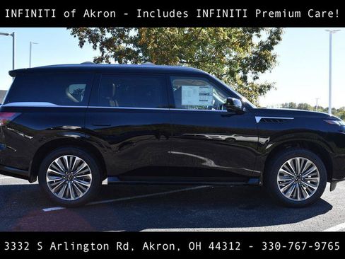 New 2026 INFINITI QX80 Luxe image 7