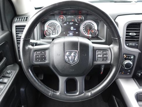 Used 2022 RAM 1500 Express w/ Wheel & Sound Group AWD/4WD image 43
