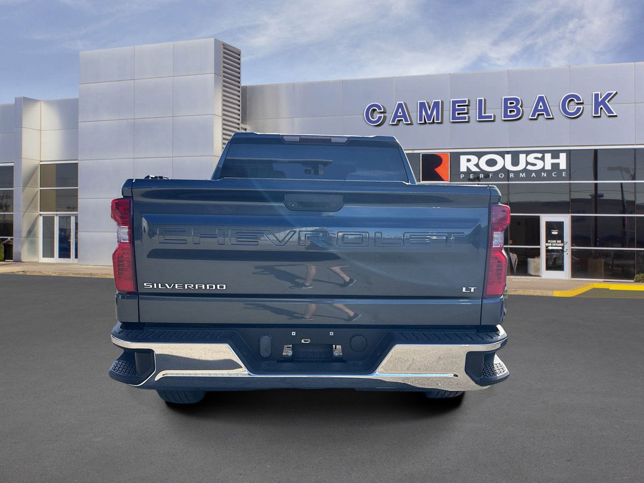 Used 2020 Chevrolet Silverado 1500 LT RWD image 5