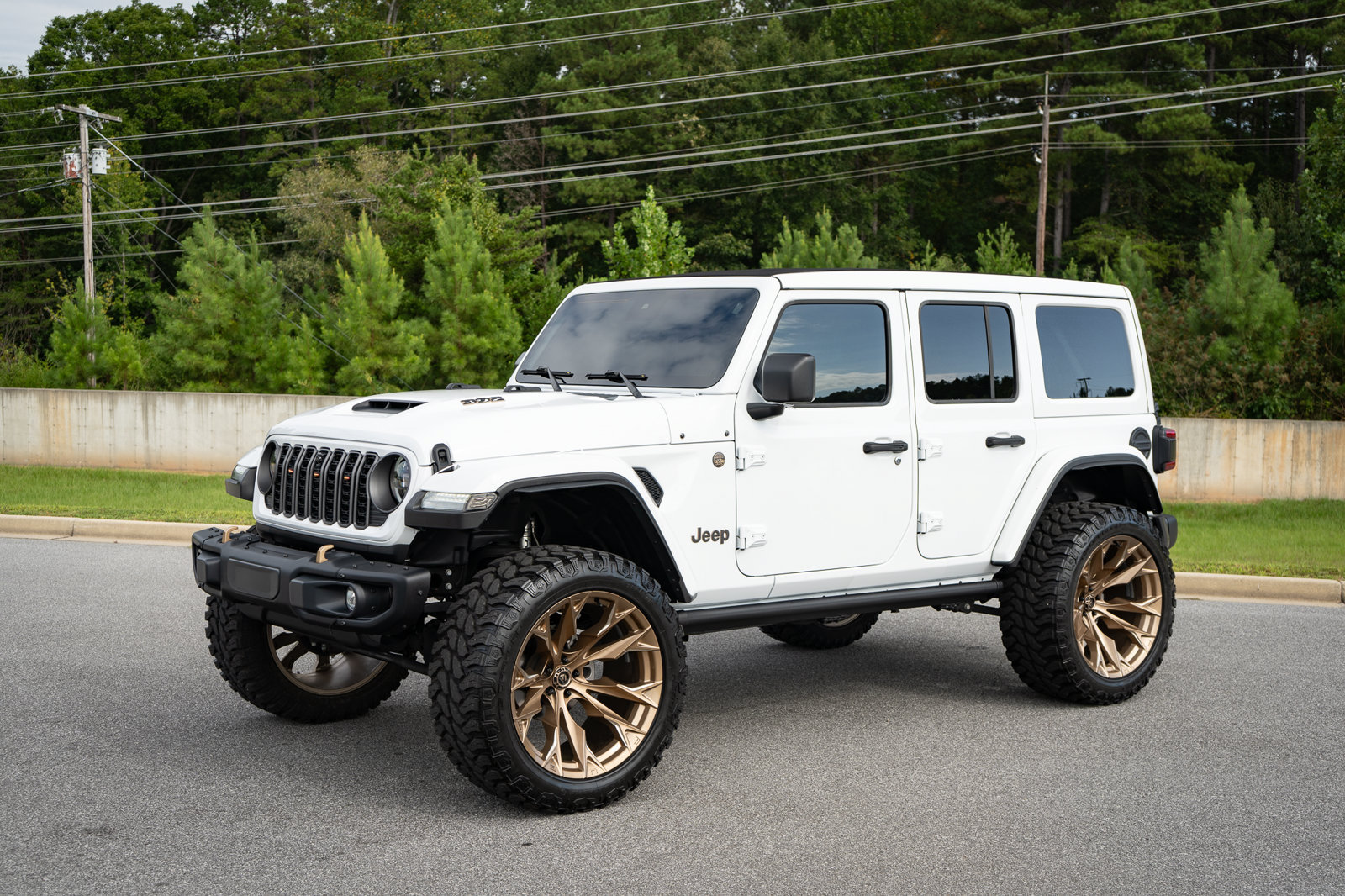Used 2024 Jeep Wrangler Unlimited Rubicon 392 AWD/4WD image 11