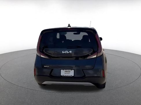 Used 2025 Kia Soul LX w/ LX Technology Package image 12