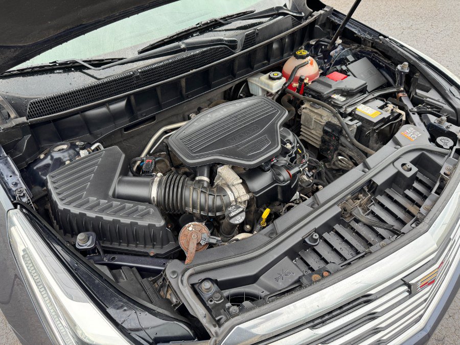 Used 2018 Cadillac XT5 AWD image 25