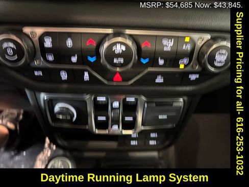 New 2025 Jeep Gladiator Sport image 16