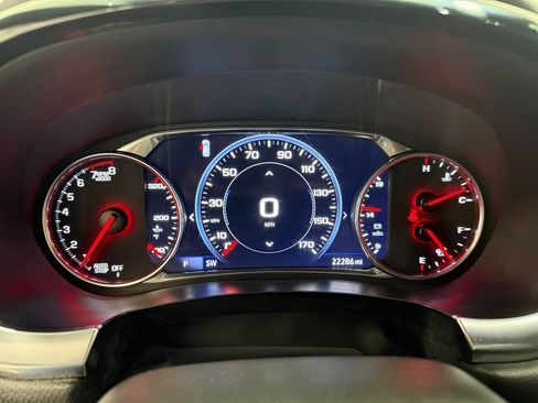 Used 2023 Chevrolet Traverse Premier image 20