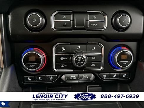 Used 2023 Chevrolet Suburban High Country image 31