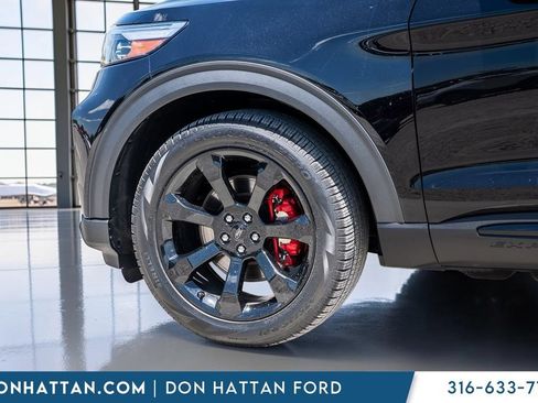 Certified 2023 Ford Explorer ST w/ Equipment Group 401A AWD/4WD image 31