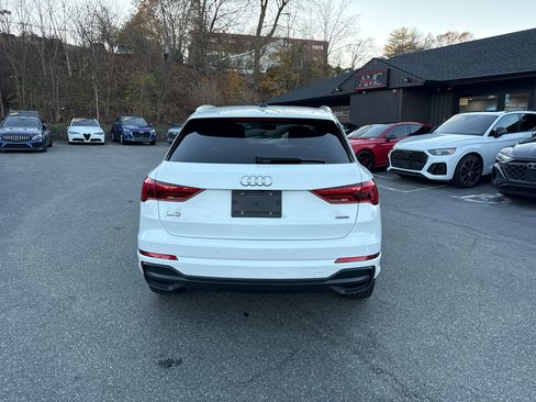 Used 2022 Audi Q3 2.0T Premium w/ Convenience Package image 10